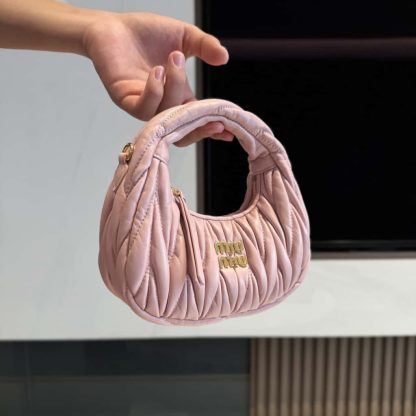 Replica Miu Miu Wander matelassé nappa leather hobo mini-bag Powder Pink #6063 - Image 6