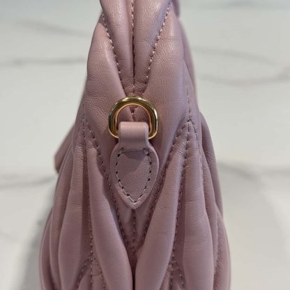 Replica Miu Miu Wander matelassé nappa leather hobo mini-bag Powder Pink #6063 - Image 9